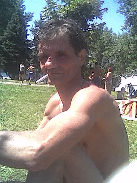 szeres ugy hogy téged is szerethesenek